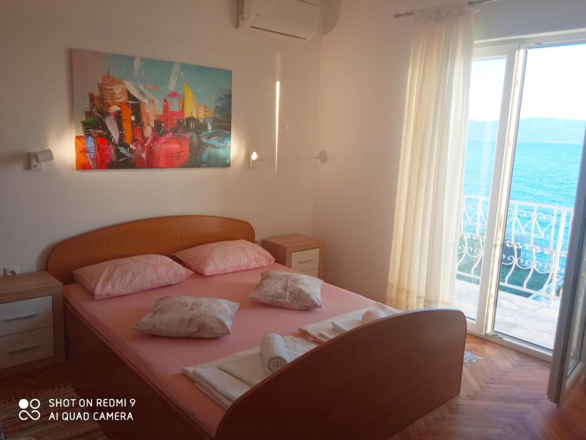 Guesthouse Kod Irene Gradac  Exterior foto