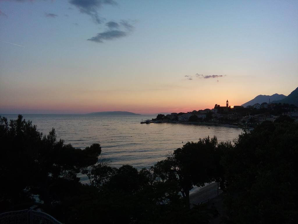 Guesthouse Kod Irene Gradac  Exterior foto